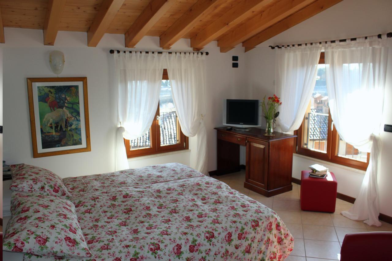 Hotel Tre Punte Gargnano Buitenkant foto
