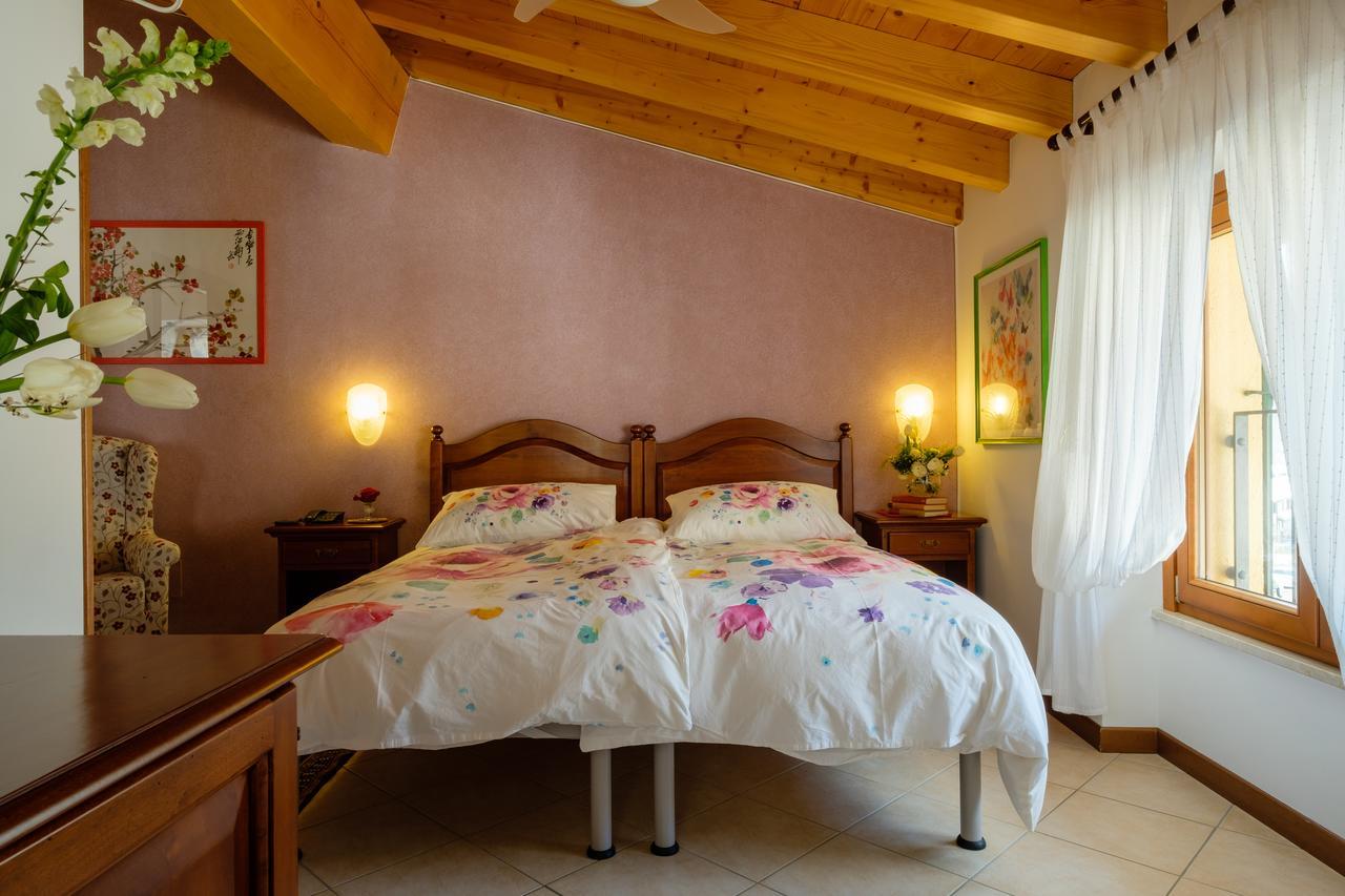 Hotel Tre Punte Gargnano Buitenkant foto