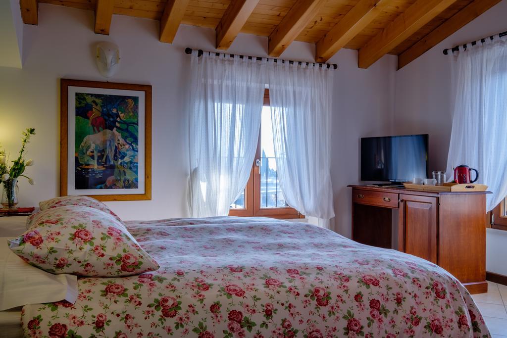 Hotel Tre Punte Gargnano Buitenkant foto