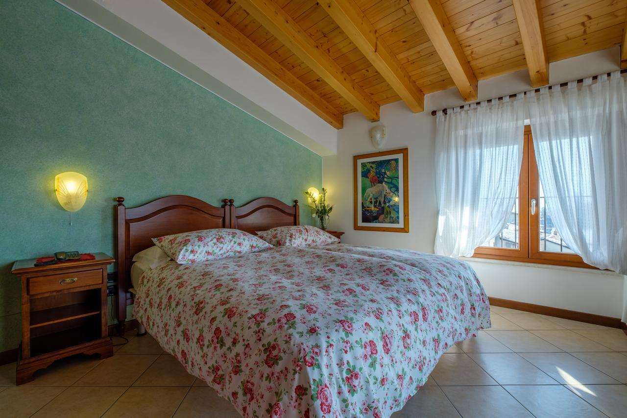 Hotel Tre Punte Gargnano Buitenkant foto